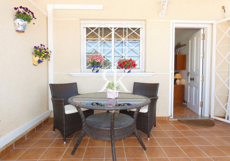 Herverkoop - Herenhuis - Torrevieja - Las Torretas