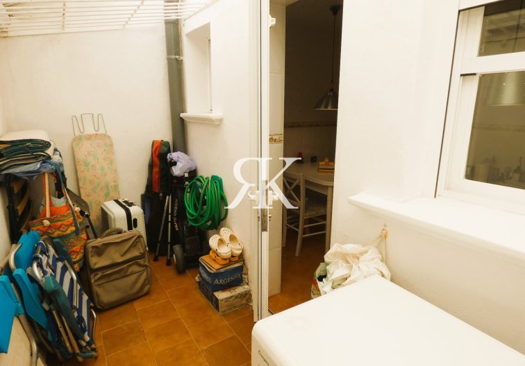 Herverkoop - Herenhuis - Torrevieja - Las Torretas