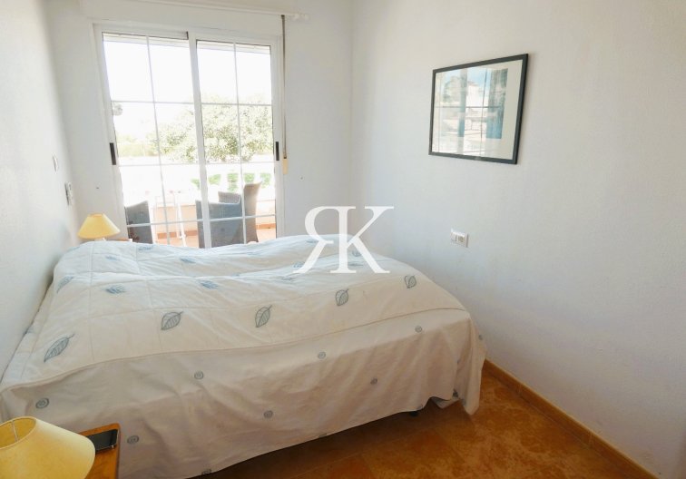 Herverkoop - Herenhuis - Torrevieja - Las Torretas