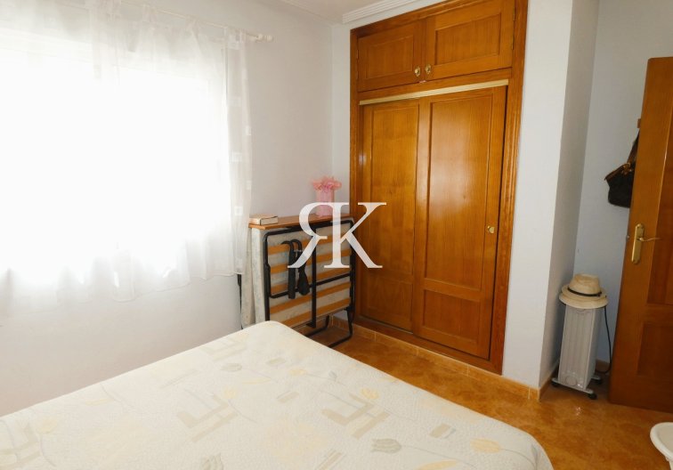 Herverkoop - Herenhuis - Torrevieja - Las Torretas