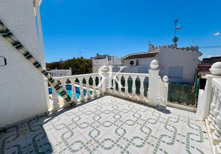 Segunda mano - Chalet - Torrevieja - El Chaparral