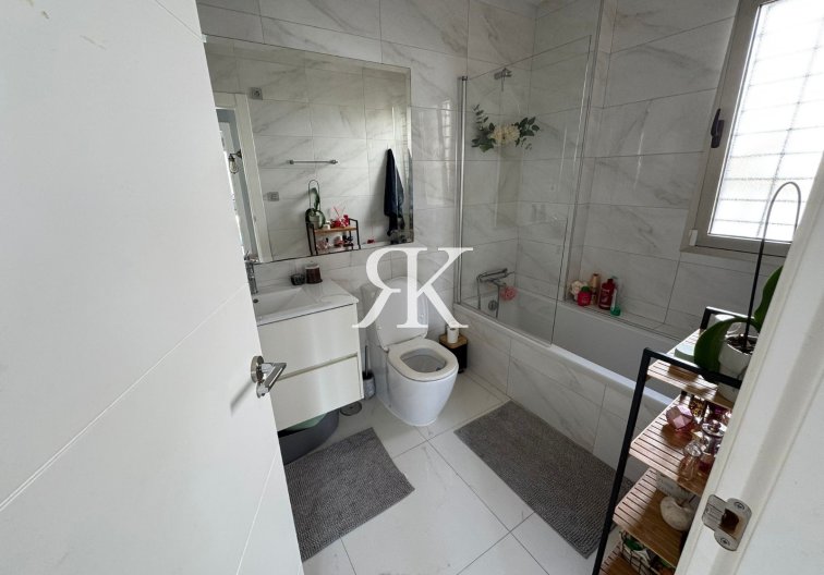 Resale - Detached Villa - Orihuela Costa - Villamartín