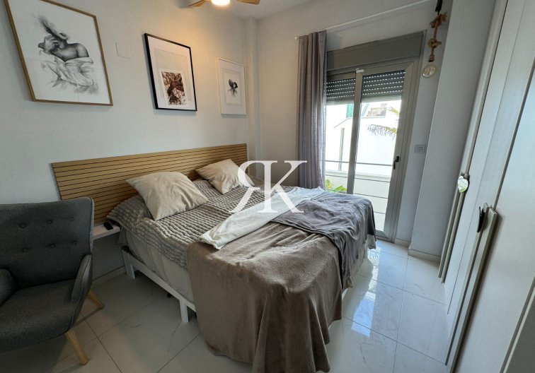 Resale - Detached Villa - Orihuela Costa - Villamartín