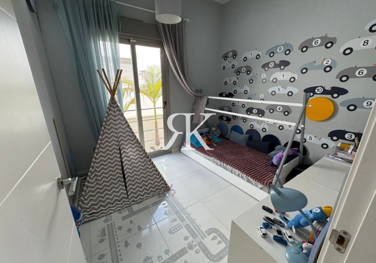 Resale - Detached Villa - Orihuela Costa - Villamartín