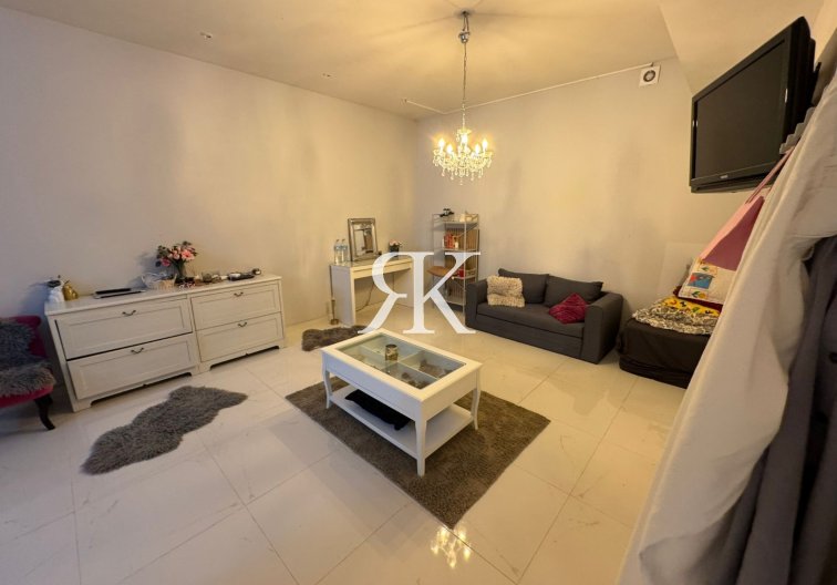 Resale - Detached Villa - Orihuela Costa - Villamartín