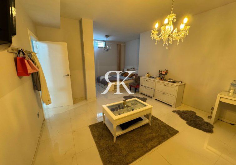 Resale - Detached Villa - Orihuela Costa - Villamartín