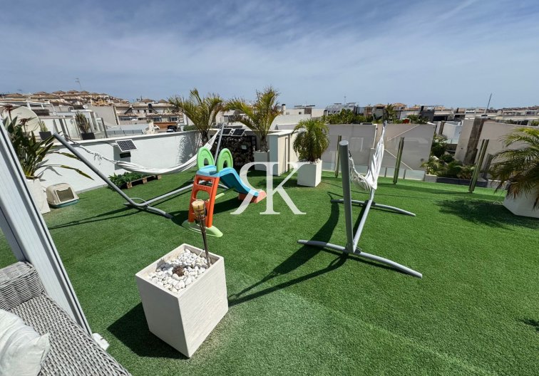 Resale - Detached Villa - Orihuela Costa - Villamartín