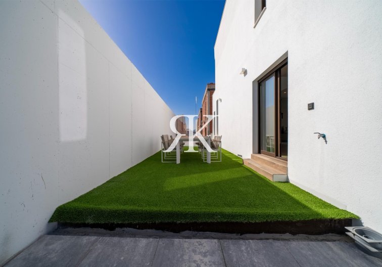 Obra Nueva - Villa independiente - Finestrat