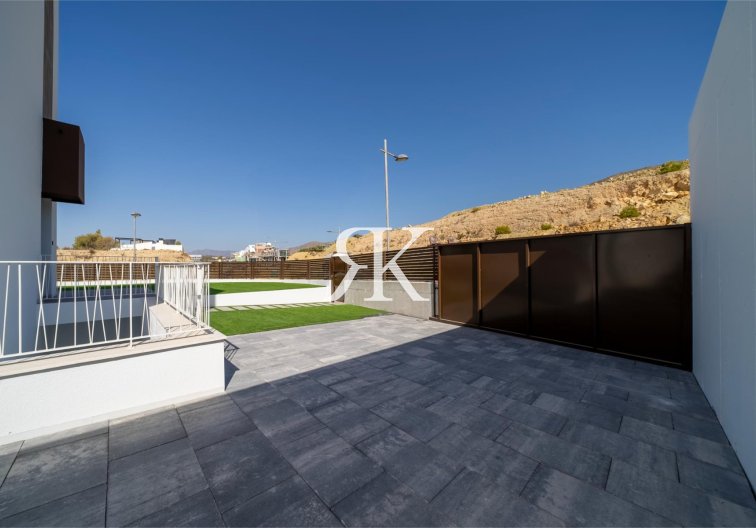 Obra Nueva - Villa independiente - Finestrat