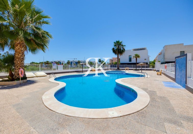 Resale - Townhouse - Guardamar del Segura - El Raso