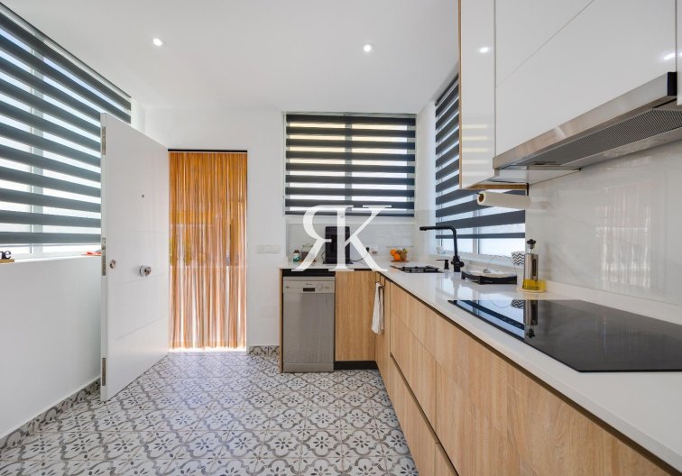 Resale - Townhouse - Guardamar del Segura - El Raso