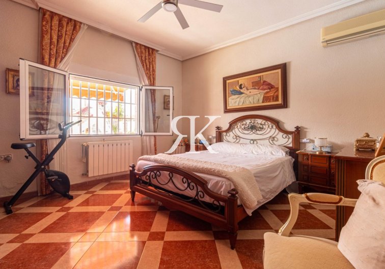 Segunda mano - Villa independiente - Cabo Roig - La Regia