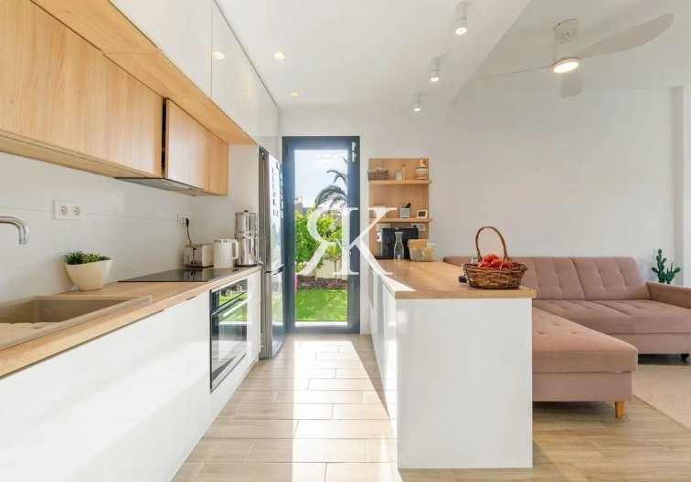 Segunda mano - Villa independiente - Orihuela Costa - La Zenia