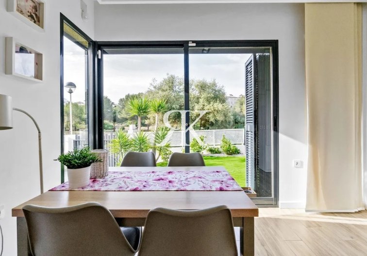 Segunda mano - Villa independiente - Orihuela Costa - La Zenia