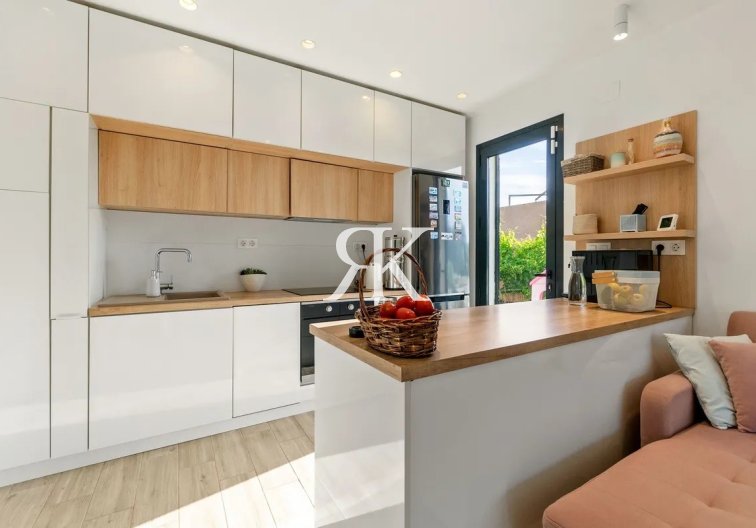 Segunda mano - Villa independiente - Orihuela Costa - La Zenia