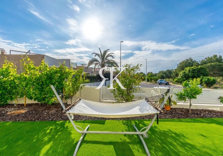 Segunda mano - Villa independiente - Orihuela Costa - La Zenia