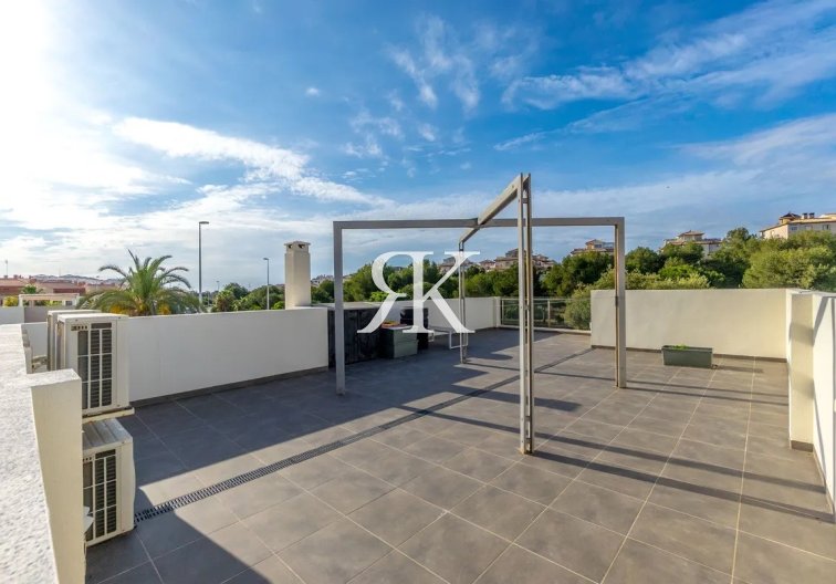 Segunda mano - Villa independiente - Orihuela Costa - La Zenia