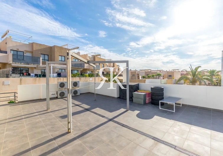 Segunda mano - Villa independiente - Orihuela Costa - La Zenia