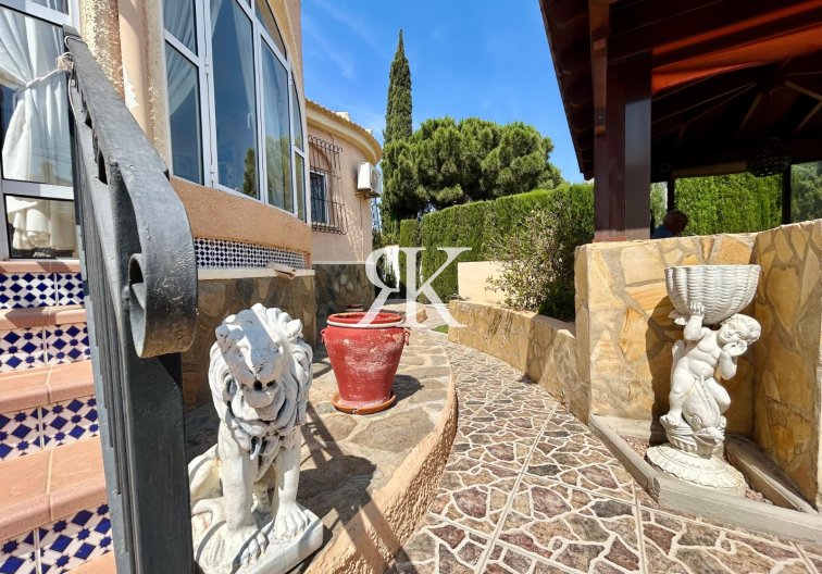 Resale - Detached Villa - Torrevieja - El Chaparral