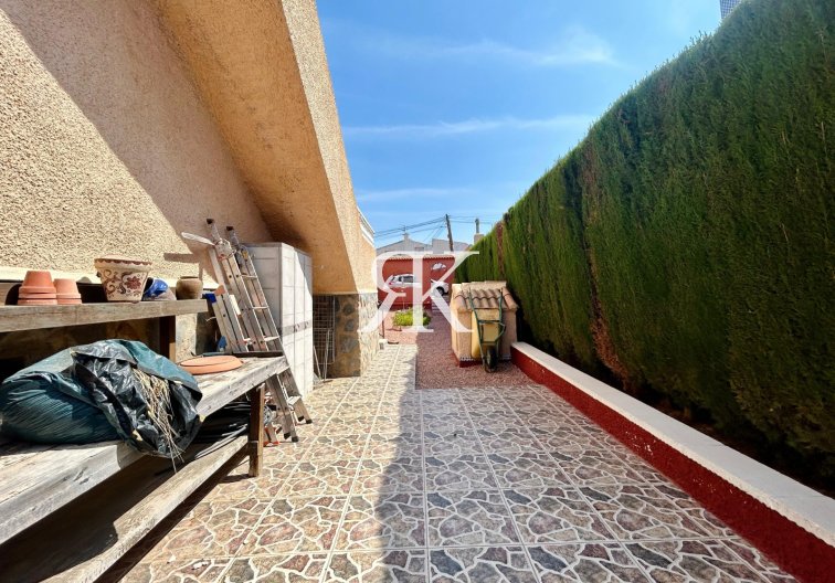 Resale - Detached Villa - Torrevieja - El Chaparral