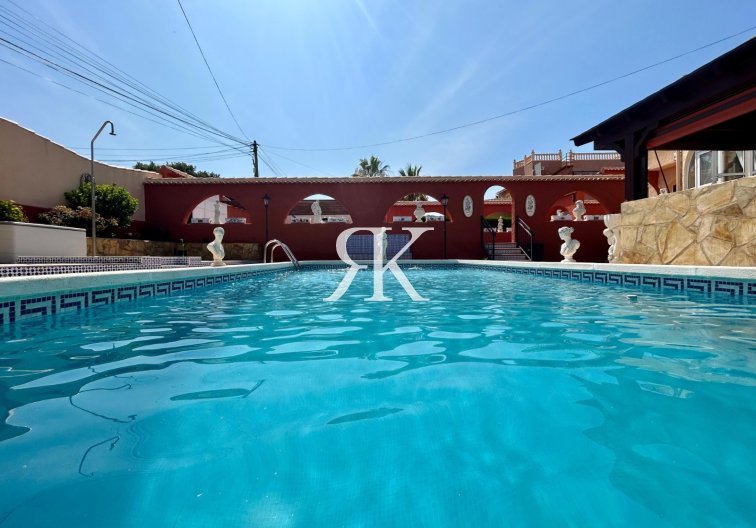 Resale - Detached Villa - Torrevieja - El Chaparral