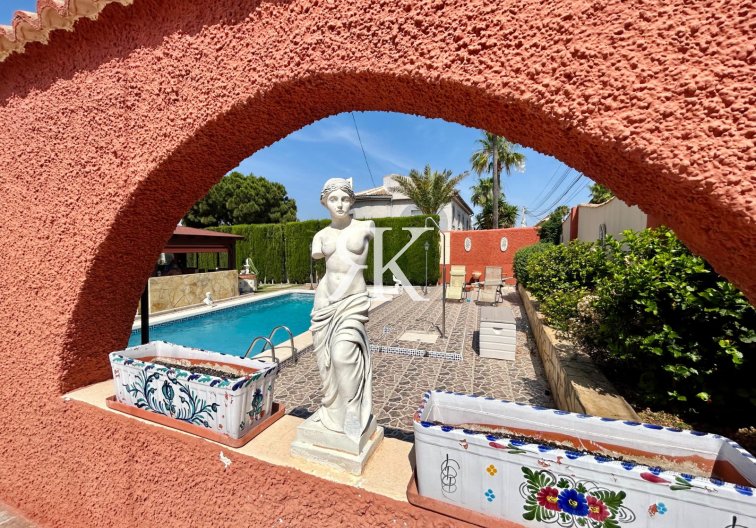 Resale - Detached Villa - Torrevieja - El Chaparral