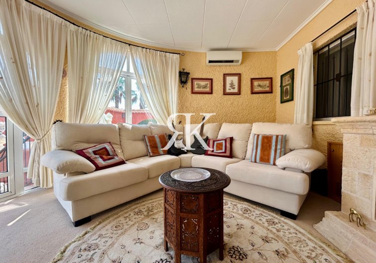 Resale - Detached Villa - Torrevieja - El Chaparral