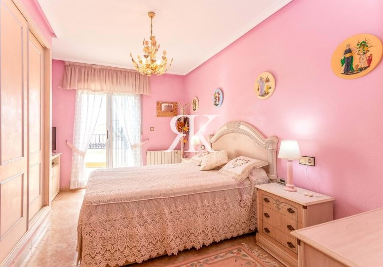 Segunda mano - Villa independiente - Orihuela Costa - La Zenia