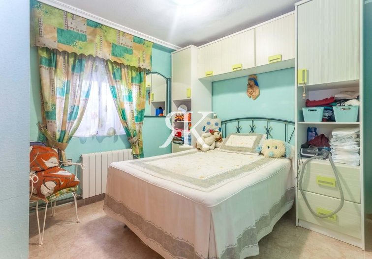 Segunda mano - Villa independiente - Orihuela Costa - La Zenia