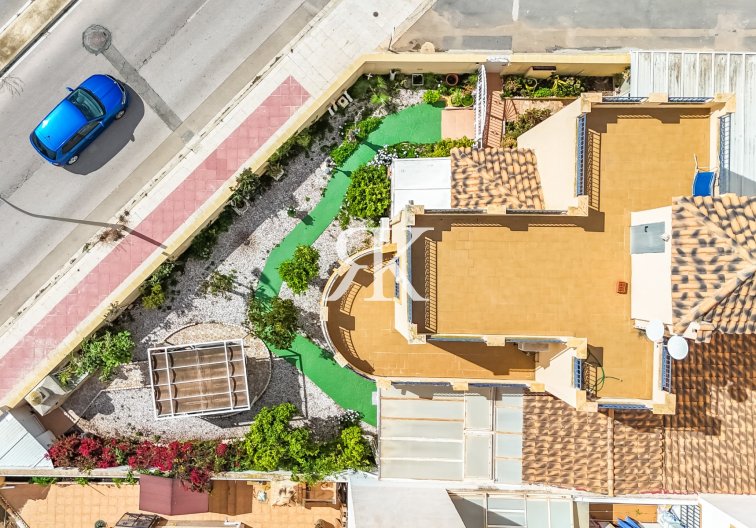 Segunda mano - Villa independiente - Orihuela Costa - La Zenia