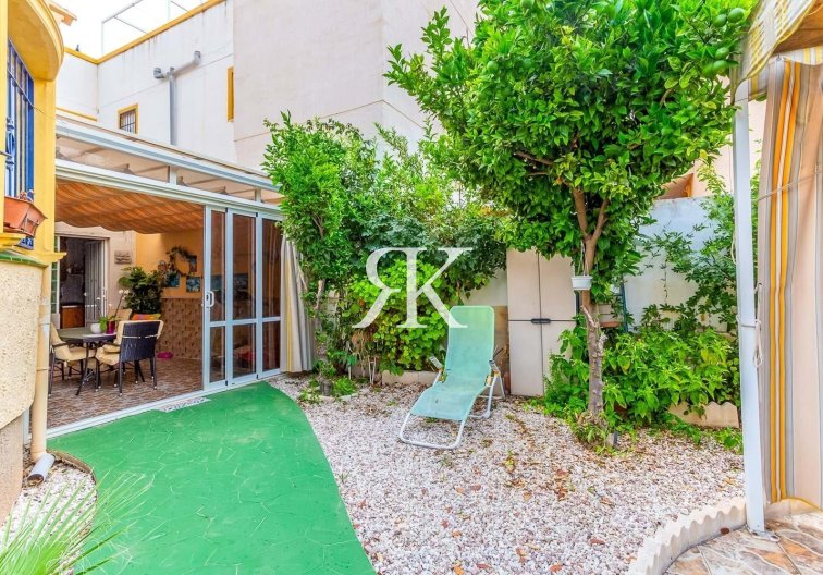 Segunda mano - Villa independiente - Orihuela Costa - La Zenia