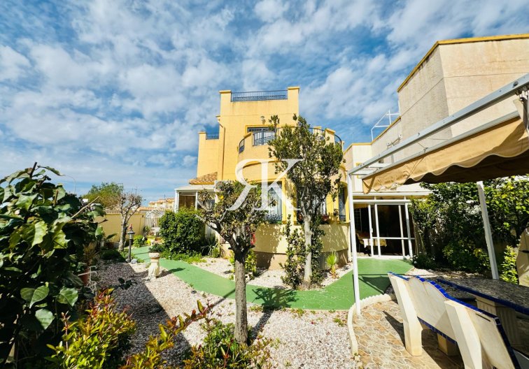 Segunda mano - Villa independiente - Orihuela Costa - La Zenia