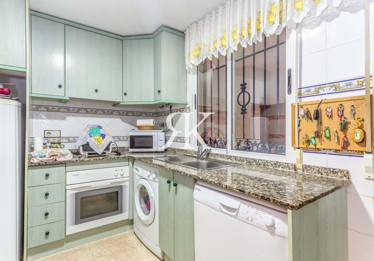 Segunda mano - Villa independiente - Orihuela Costa - La Zenia