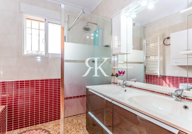 Segunda mano - Villa independiente - Orihuela Costa - La Zenia