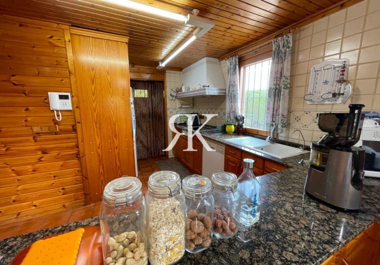 Resale - Villa with Guest Accommodation - San Fulgencio