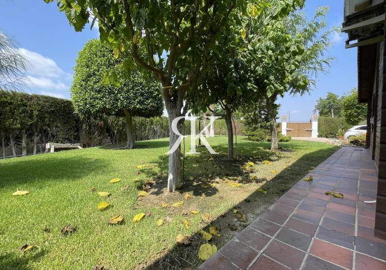 Resale - Villa with Guest Accommodation - San Fulgencio