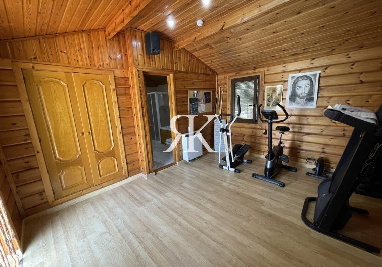 Resale - Villa with Guest Accommodation - San Fulgencio