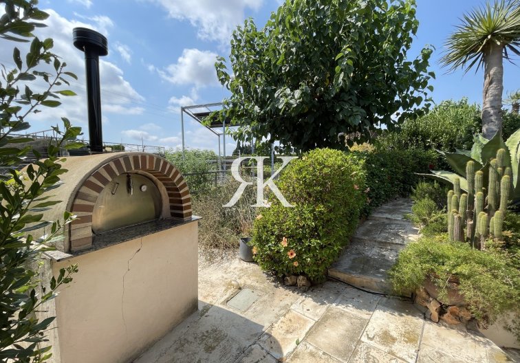 Resale - Villa with Guest Accommodation - San Fulgencio