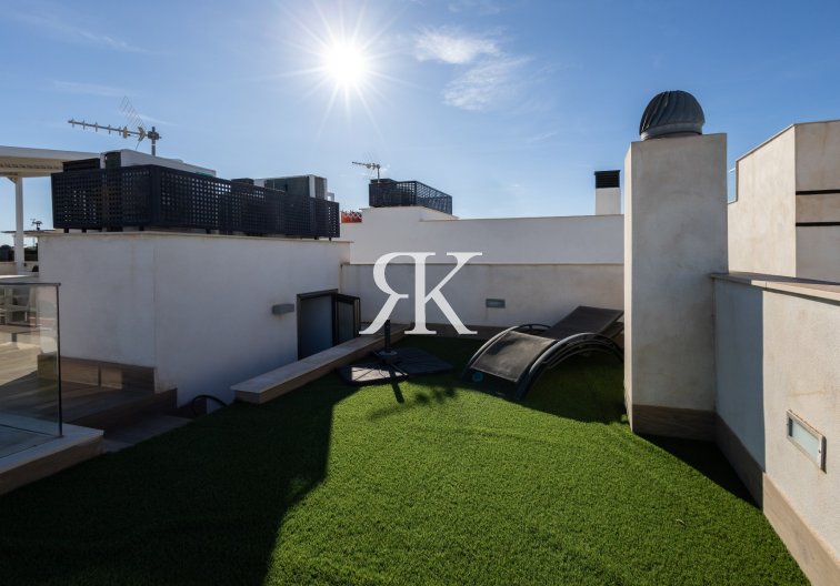 Resale - Detached Villa - Orihuela Costa - Villamartín