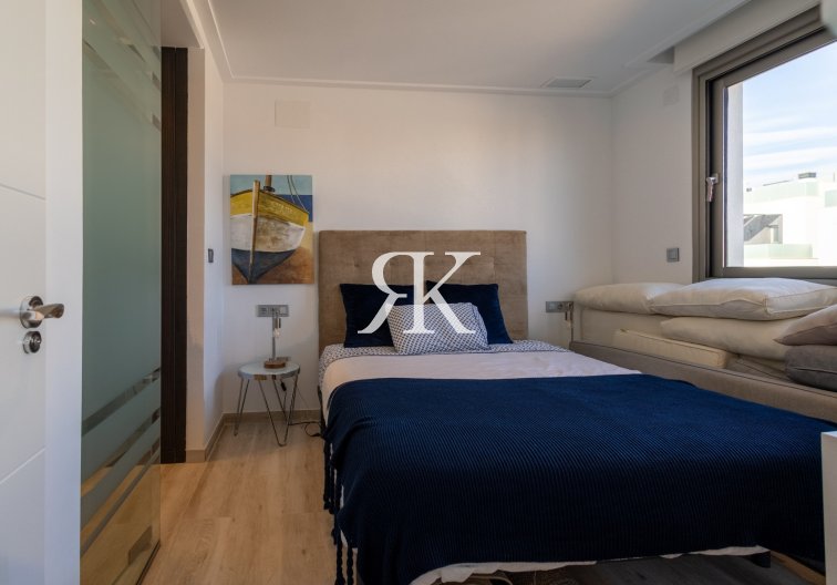 Resale - Detached Villa - Orihuela Costa - Villamartín