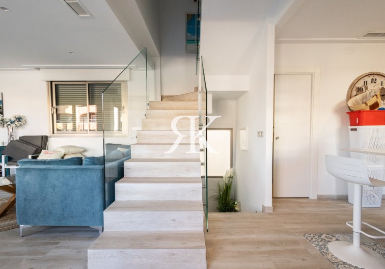 Resale - Detached Villa - Orihuela Costa - Villamartín