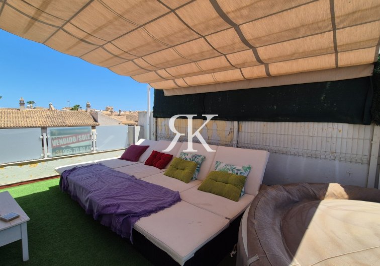 Resale - Townhouse - Torrevieja - Aguas Nuevas