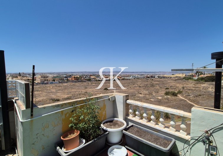 Resale - Townhouse - Torrevieja - Aguas Nuevas