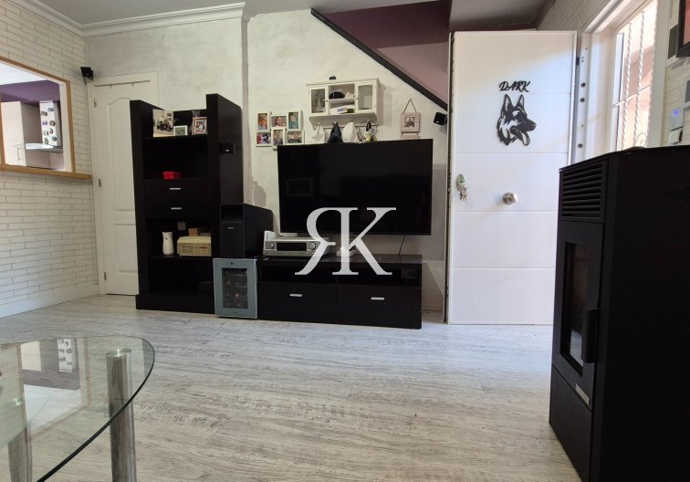 Resale - Townhouse - Torrevieja - Aguas Nuevas