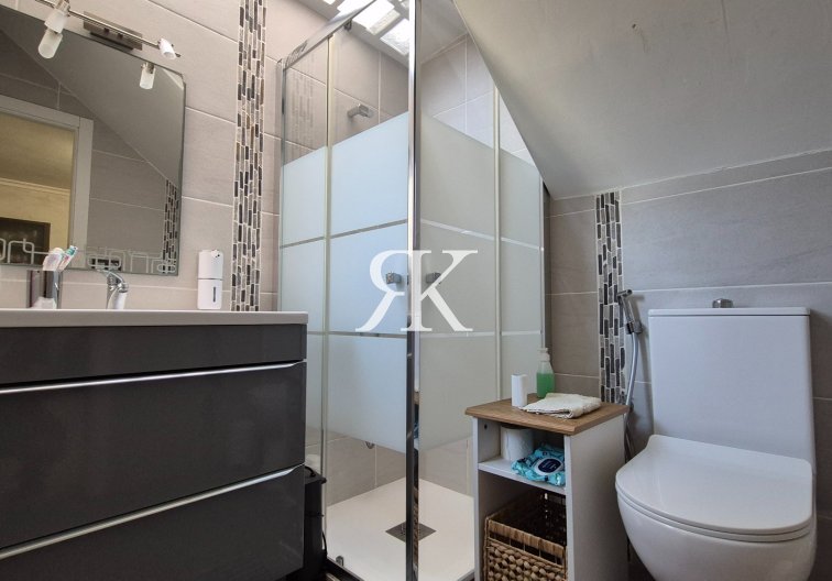 Resale - Townhouse - Torrevieja - Aguas Nuevas