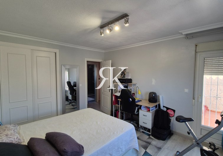 Resale - Townhouse - Torrevieja - Aguas Nuevas