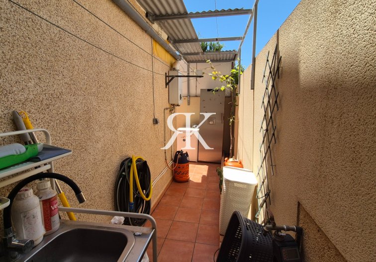 Resale - Townhouse - Torrevieja - Aguas Nuevas