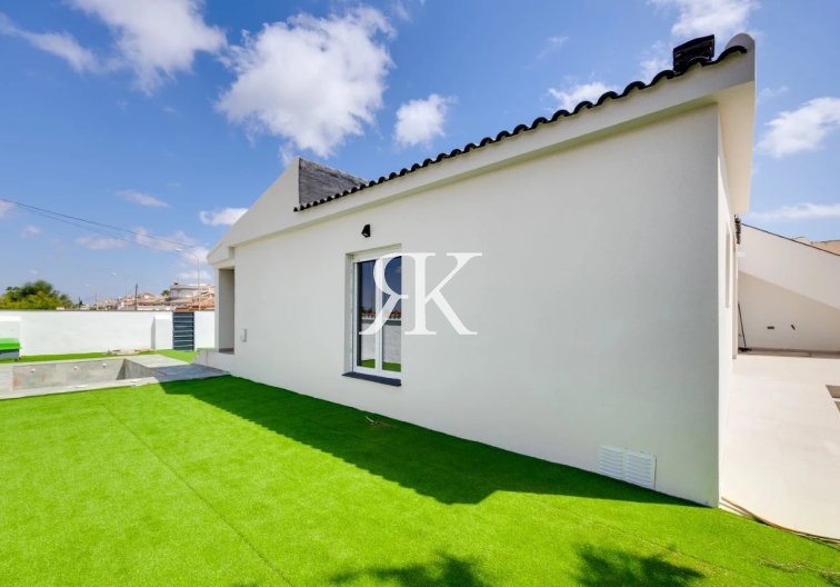 Revente - Villa Individuelle - Torrevieja - El Chaparral