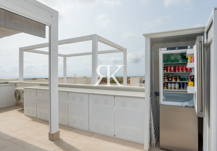 Wiederverkauf - Bungalow im obersten Stockwerk - San Miguel de Salinas - Blue Lagoon