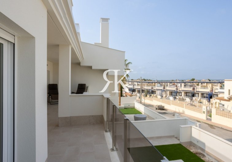 Wiederverkauf - Bungalow im obersten Stockwerk - San Miguel de Salinas - Blue Lagoon